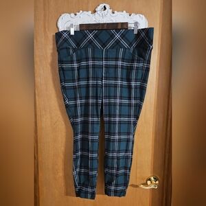 Green plaid pixie pants